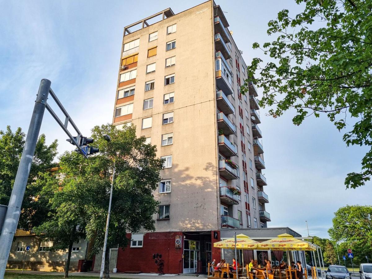 Apartment Apex Penthouse Self Check-In Karlovac Exterior photo